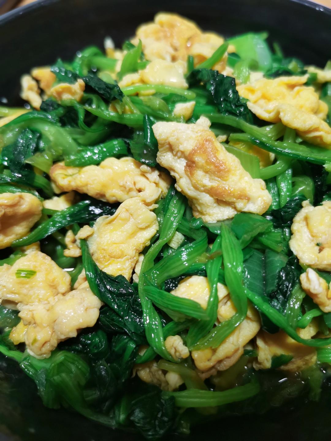菠菜炒鸡蛋