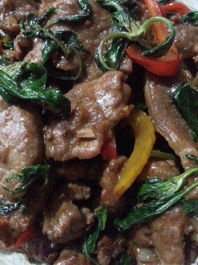 紫苏爆牛肉