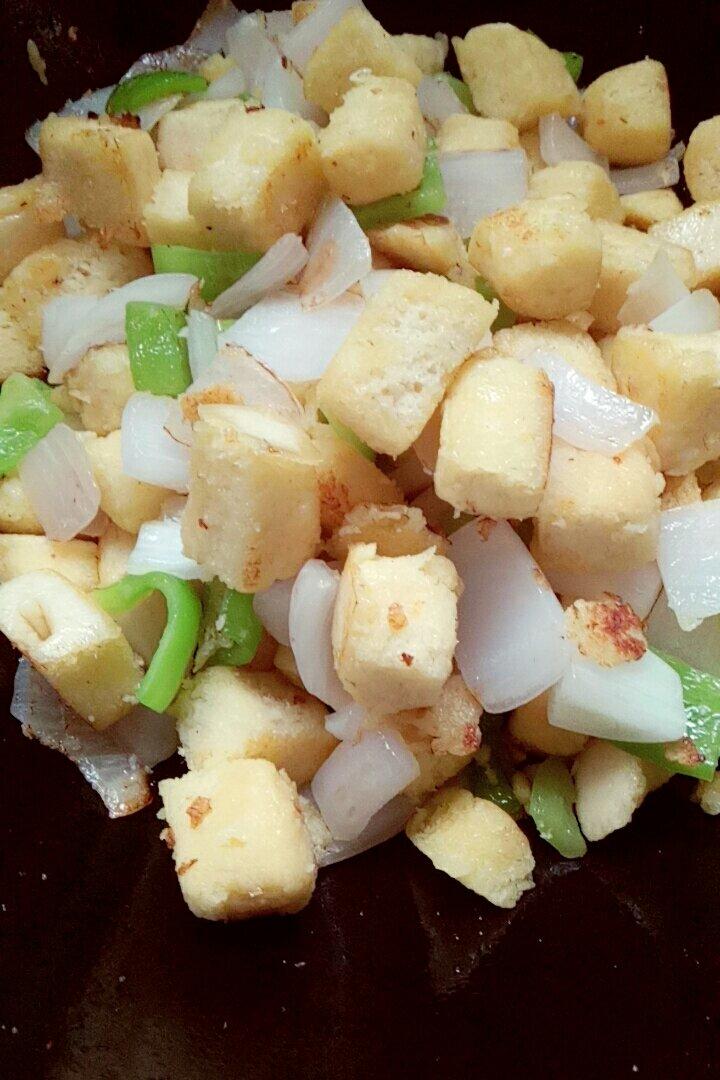 鸡蛋炒馍