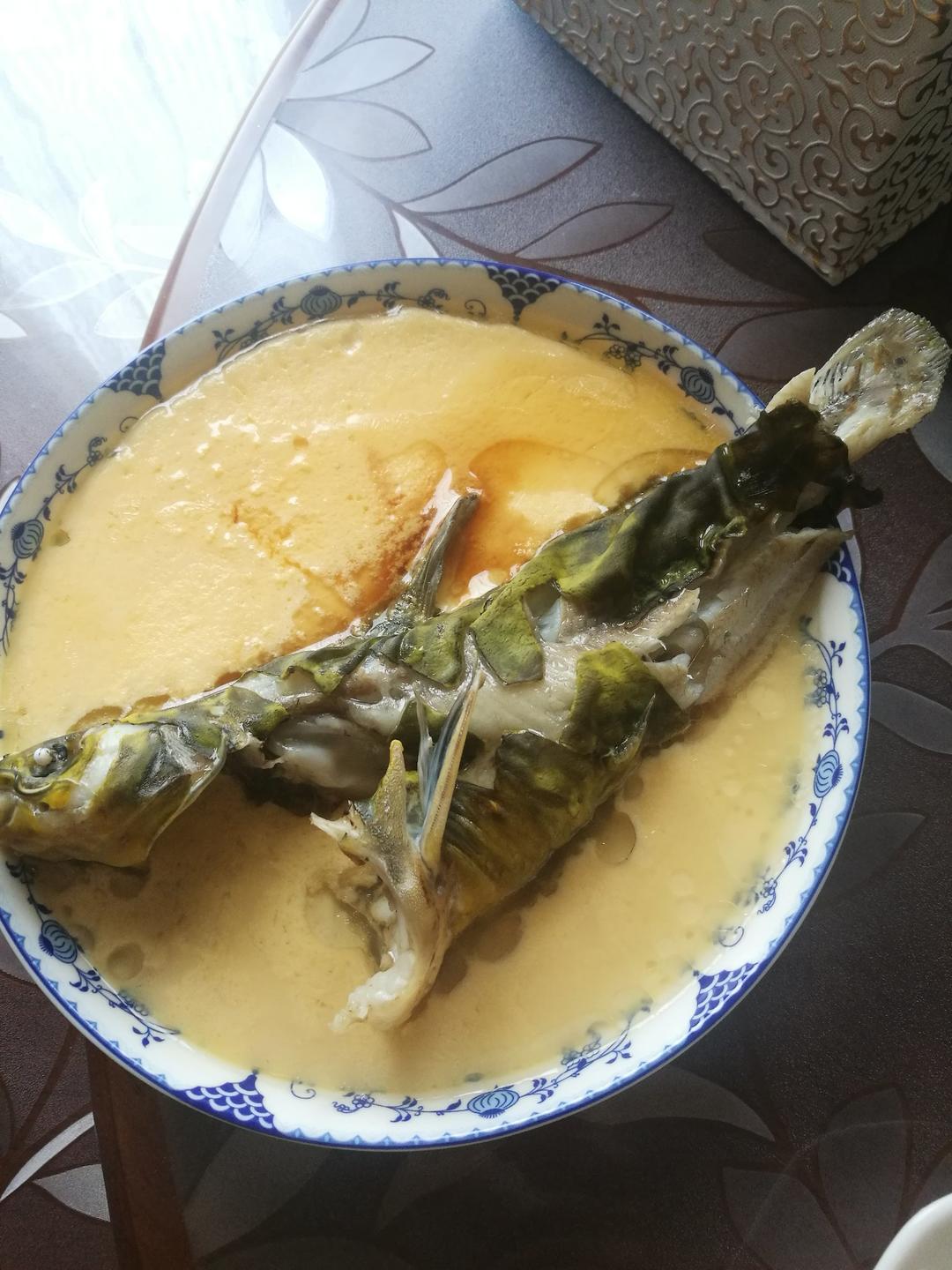 随家仓女子一名做的昂刺鱼炖蛋