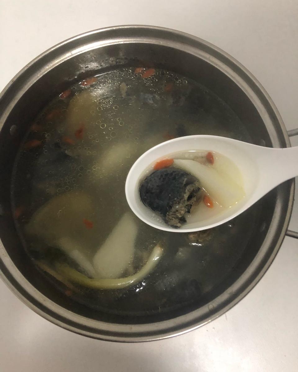 山药枸杞乌鸡汤