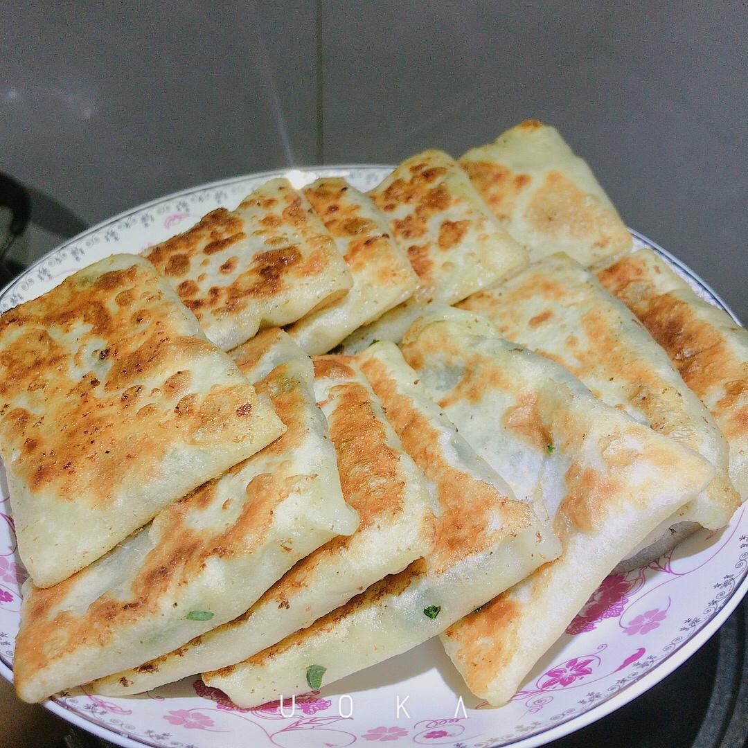 能使鸡蛋顺滑的韭菜盒子做法