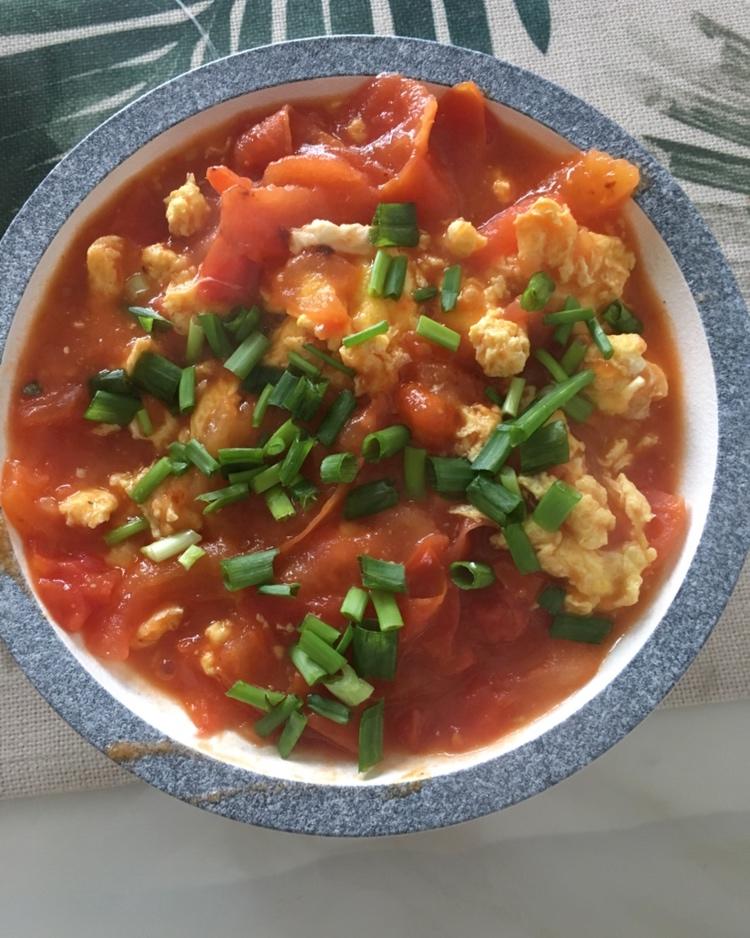 阿笨3做的厨师长教你:"番茄炒鸡蛋"的家常做法,一看就会