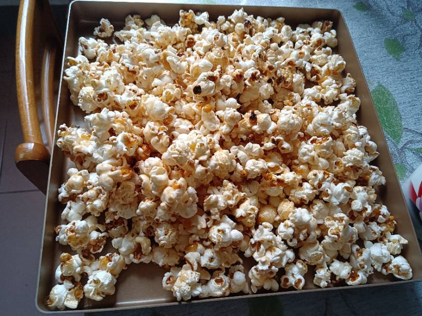 一招搞定小朋友的黄油焦糖爆米花，简单又好吃