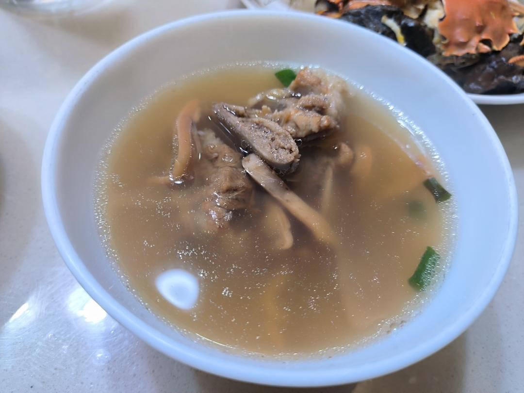 墨鱼干排骨汤