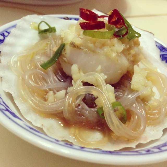 蒜蓉粉丝蒸扇贝