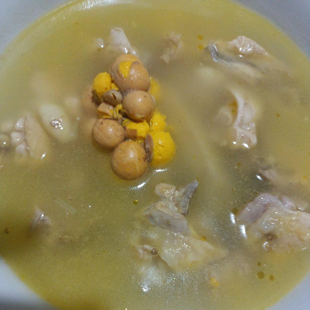 原汁原味土鸡汤