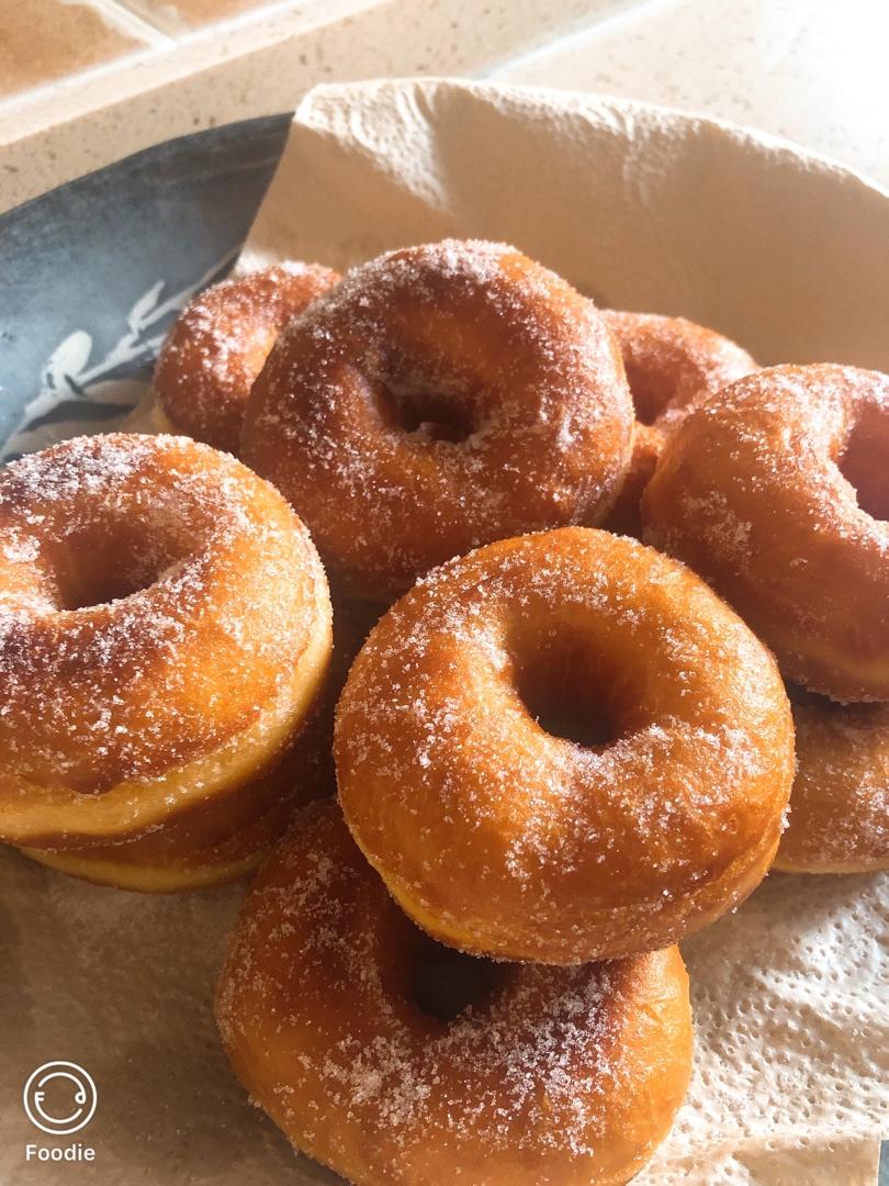 🍩超快手一小时低糖无需烤箱的甜甜圈（详细视频）