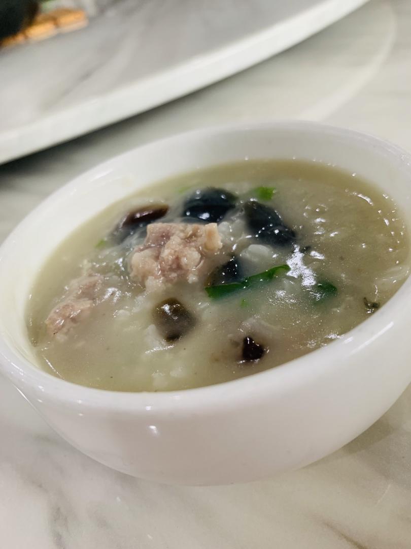 皮蛋瘦肉粥