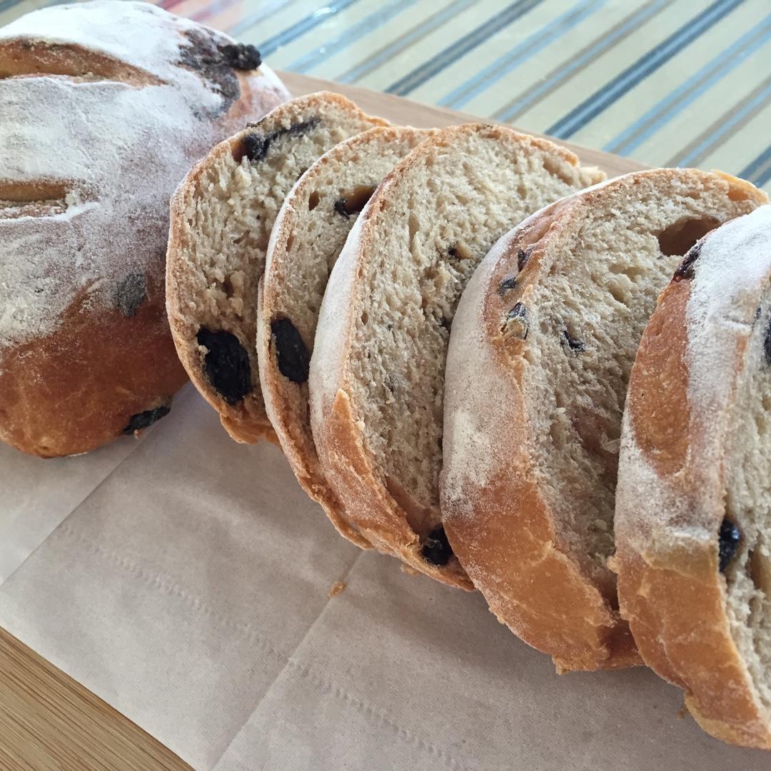 全麦蔓越莓软式欧包（免揉）