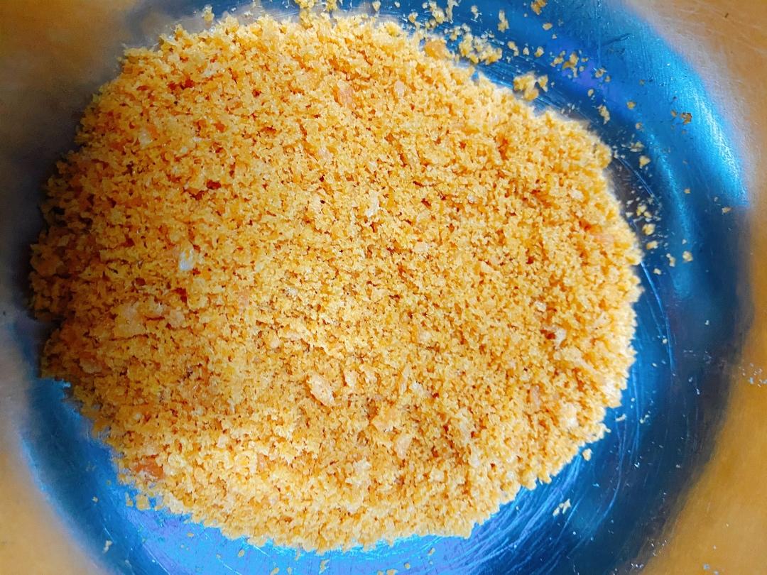 宝宝辅食：三文鱼松