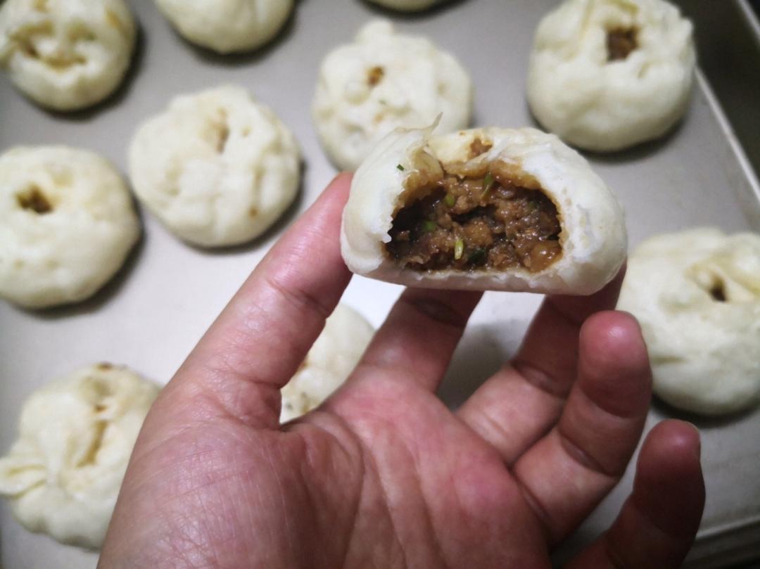 神仙配方肉包子     15个左右
