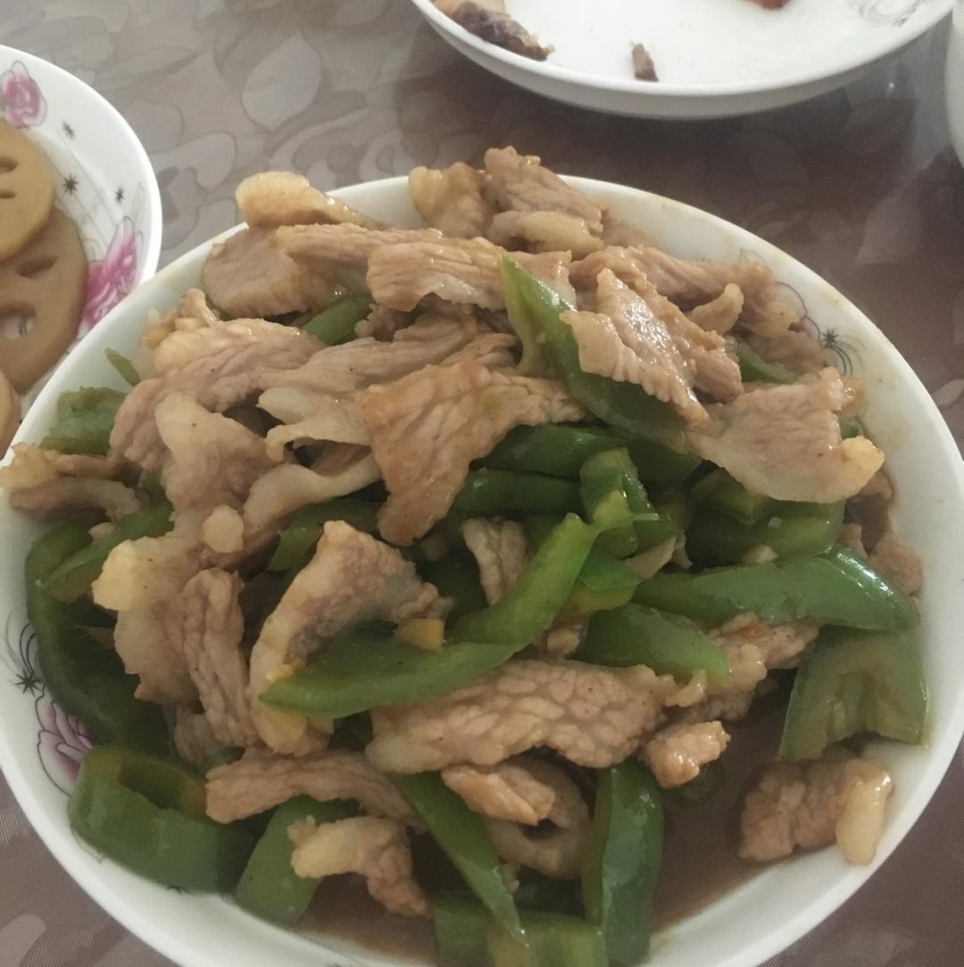 青椒炒肉片