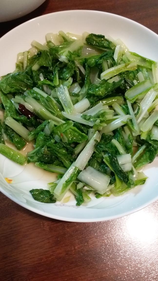 快手素炒小白菜的做法