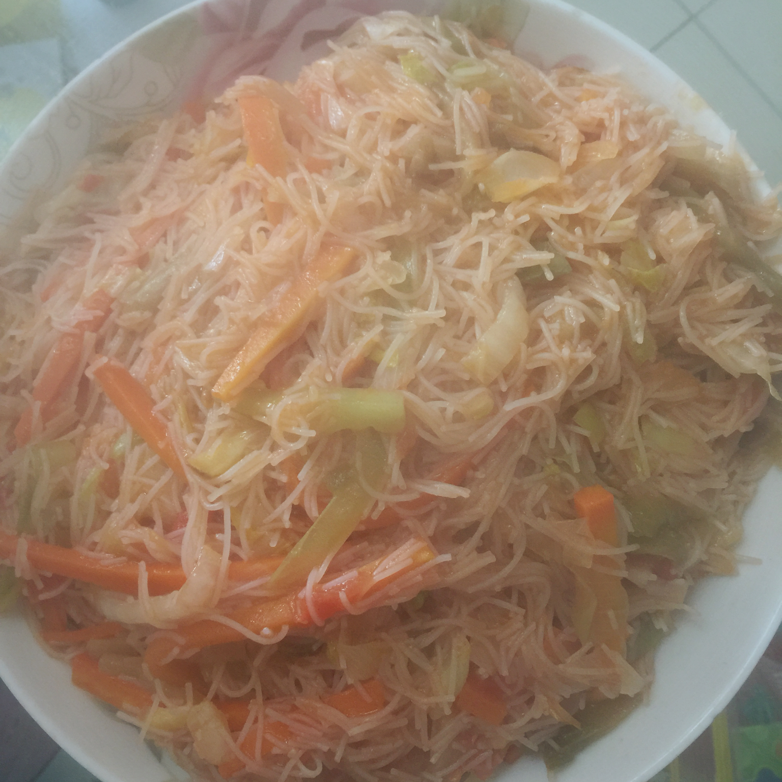 彩丝炒米粉