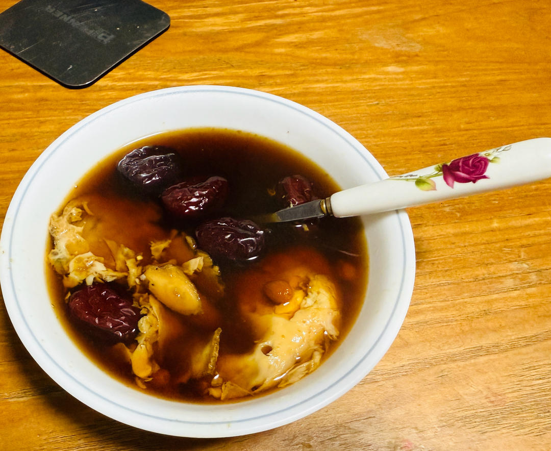女性必喝-气血大补汤黄芪当归红枣鸡蛋饮