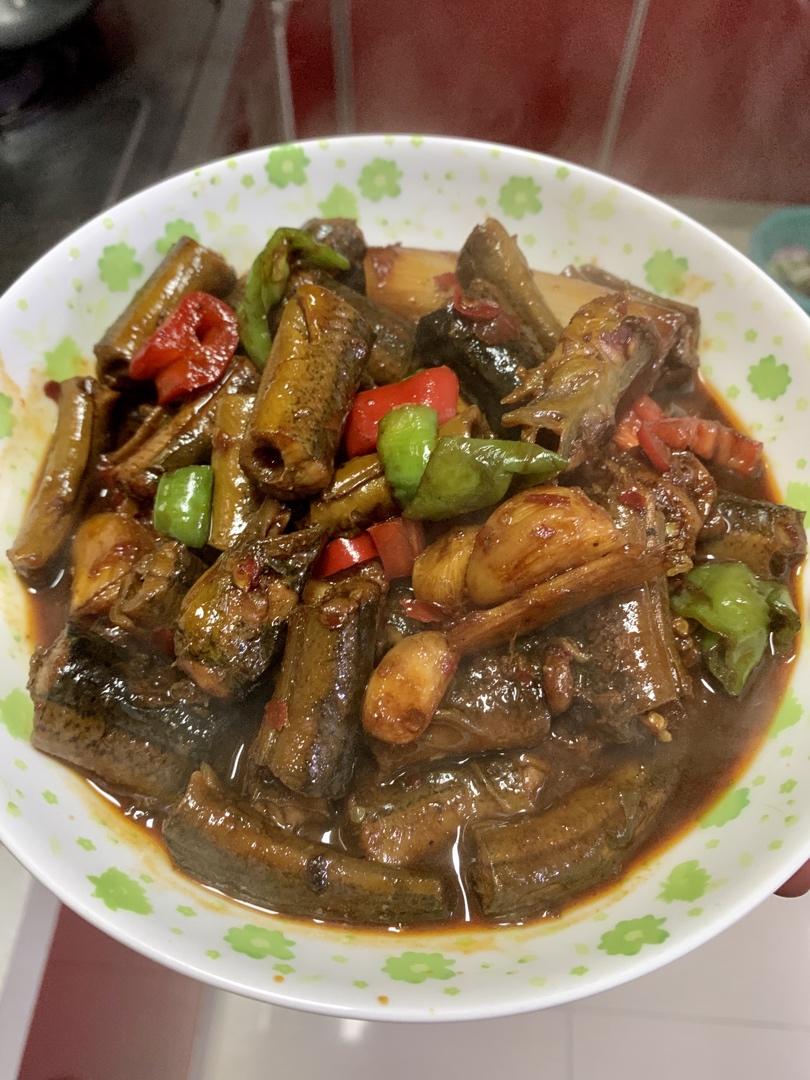 大蒜烧鳝鱼