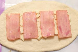 加热会爆浆的奶酪火腿吐司—面包新手也可以看懂的20步详细教程的做法 步骤11