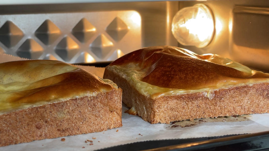 零失败快手岩烧乳酪(熔岩吐司)十分钟网红早餐，好吃哭