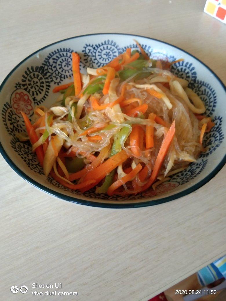 5分钟完成逆天好吃的凉拌粉丝