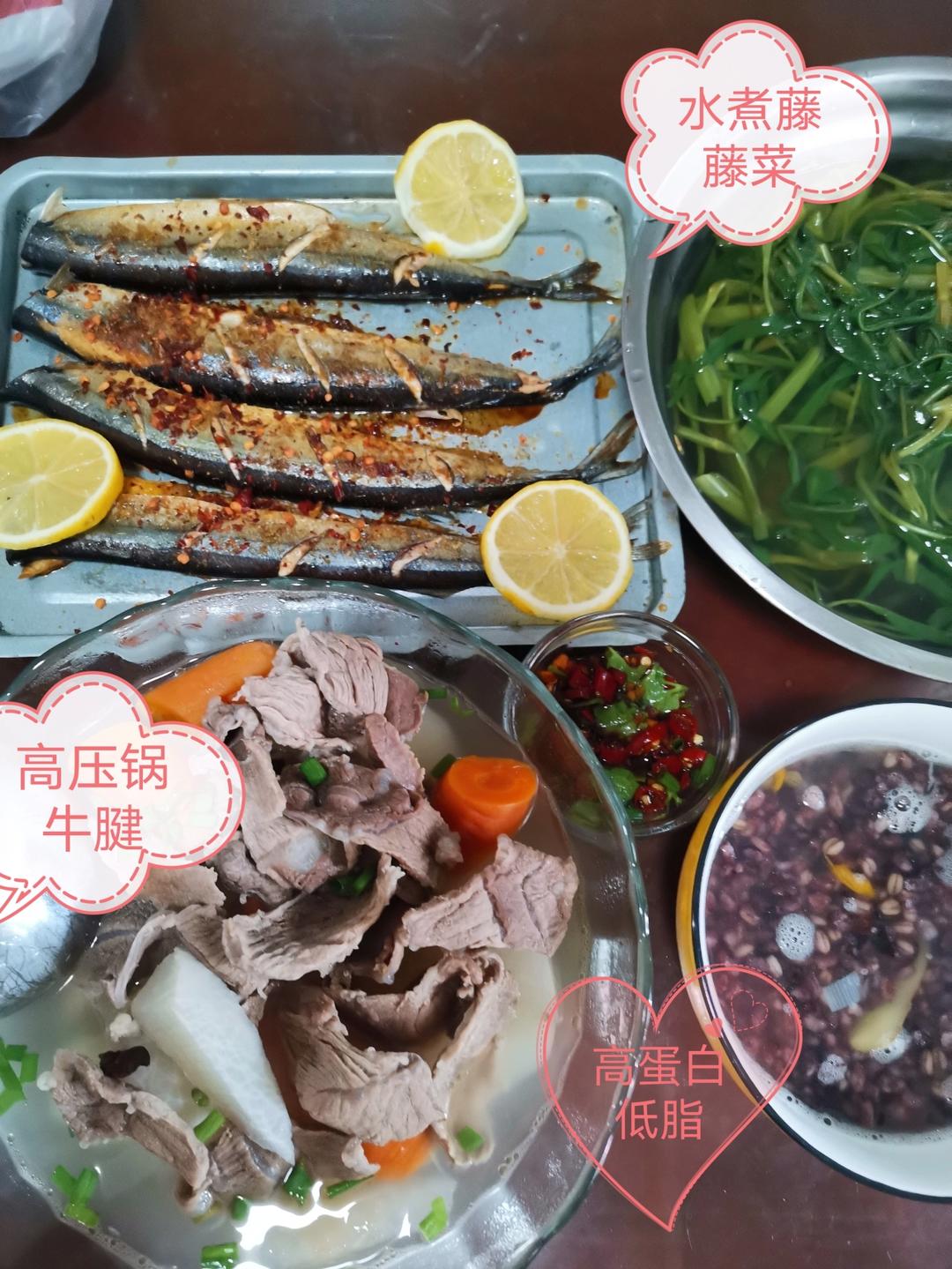 烤秋刀鱼