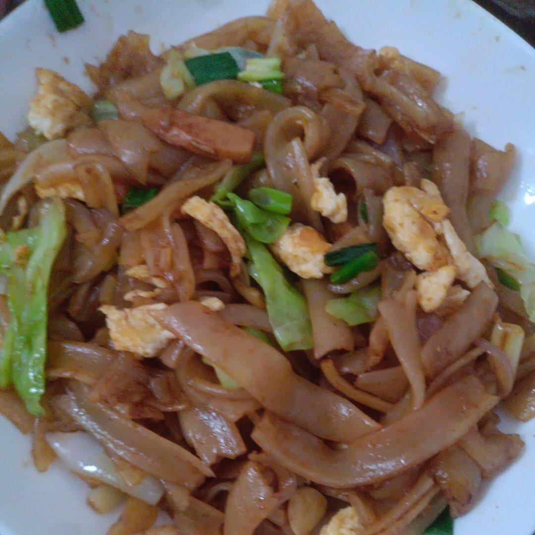 炒河粉