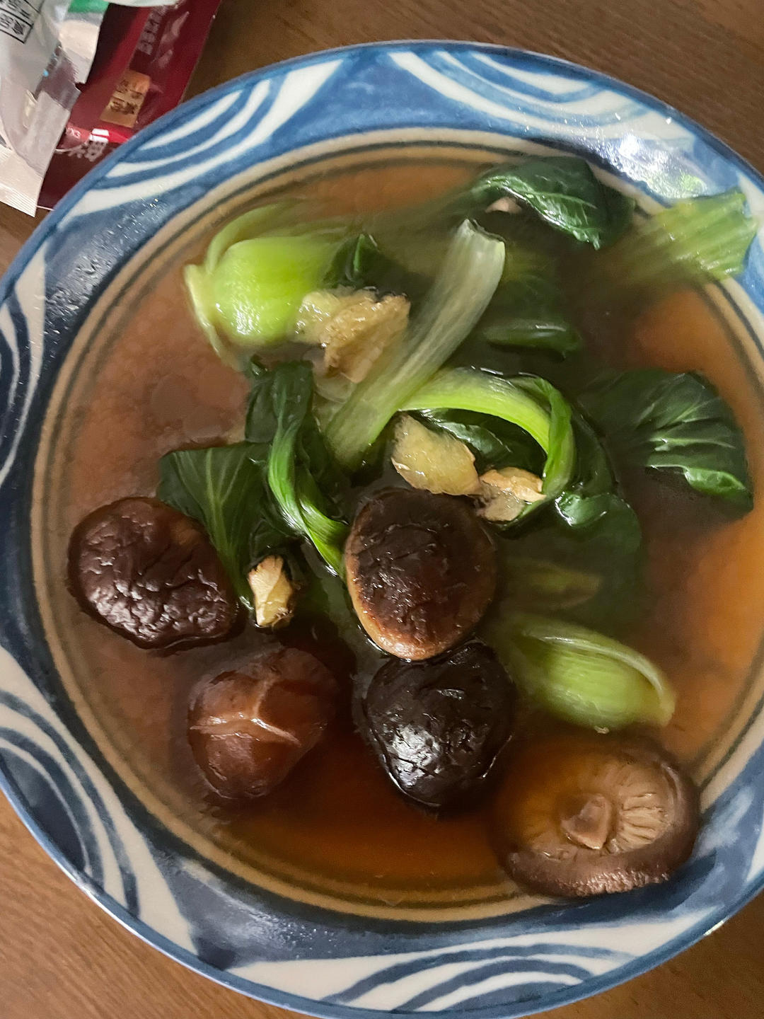 浇汁香菇油菜