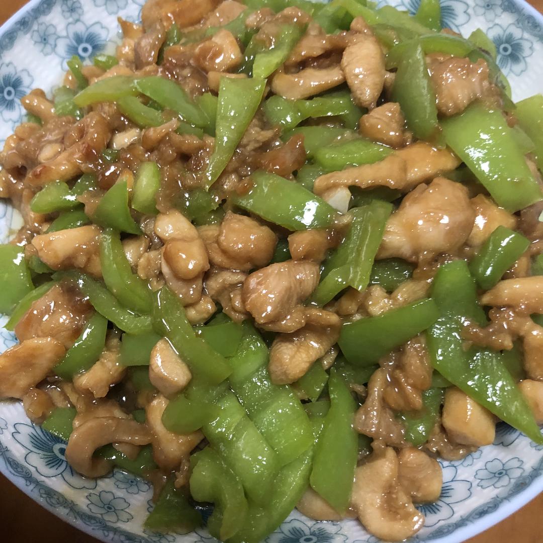 青椒炒鸡腿的做法