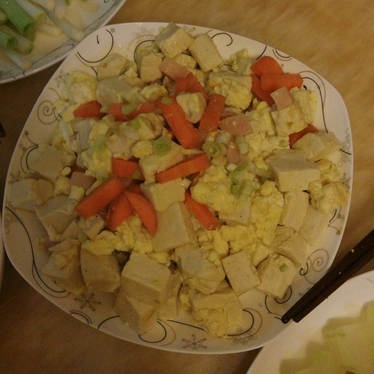 蛋包豆腐丁