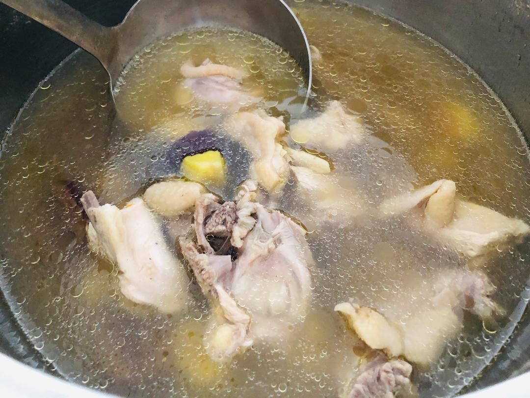 栗子鸡汤（整只鸡）