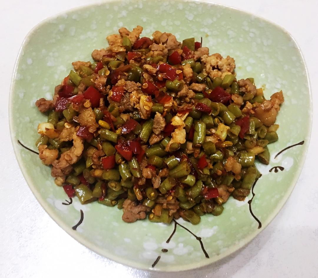 酸豆角炒肉末