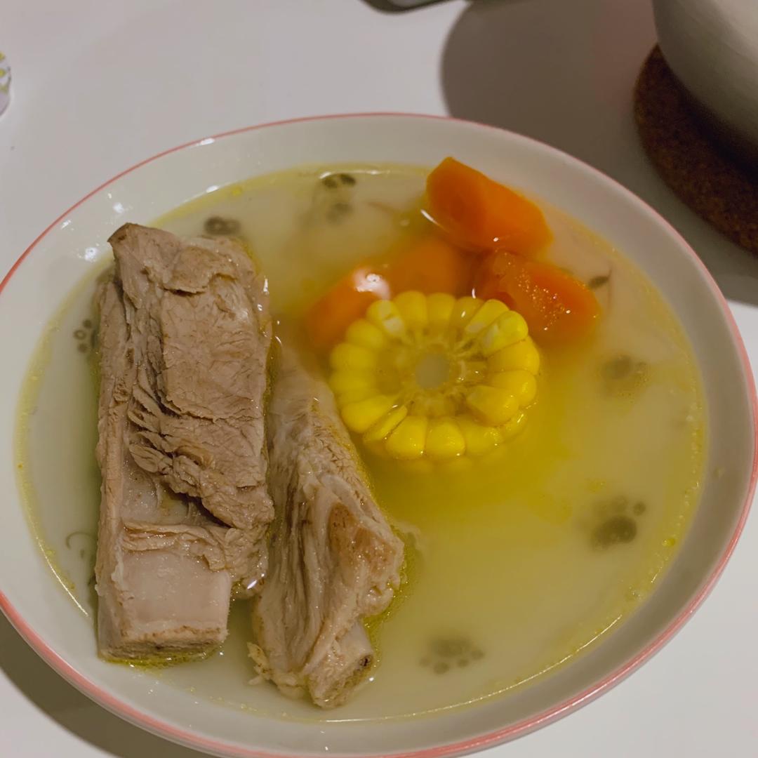 排骨玉米汤