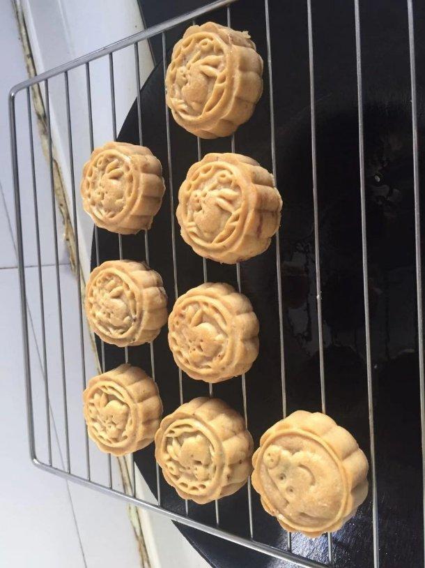 广式豆沙月饼（75克、50克、各种规格都有）