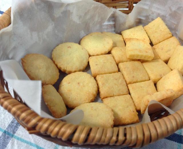 盐味饼干（小嶋ルミのレシピ）的做法