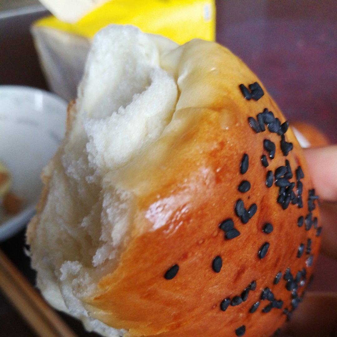 牛角包（普通面粉，拉丝）