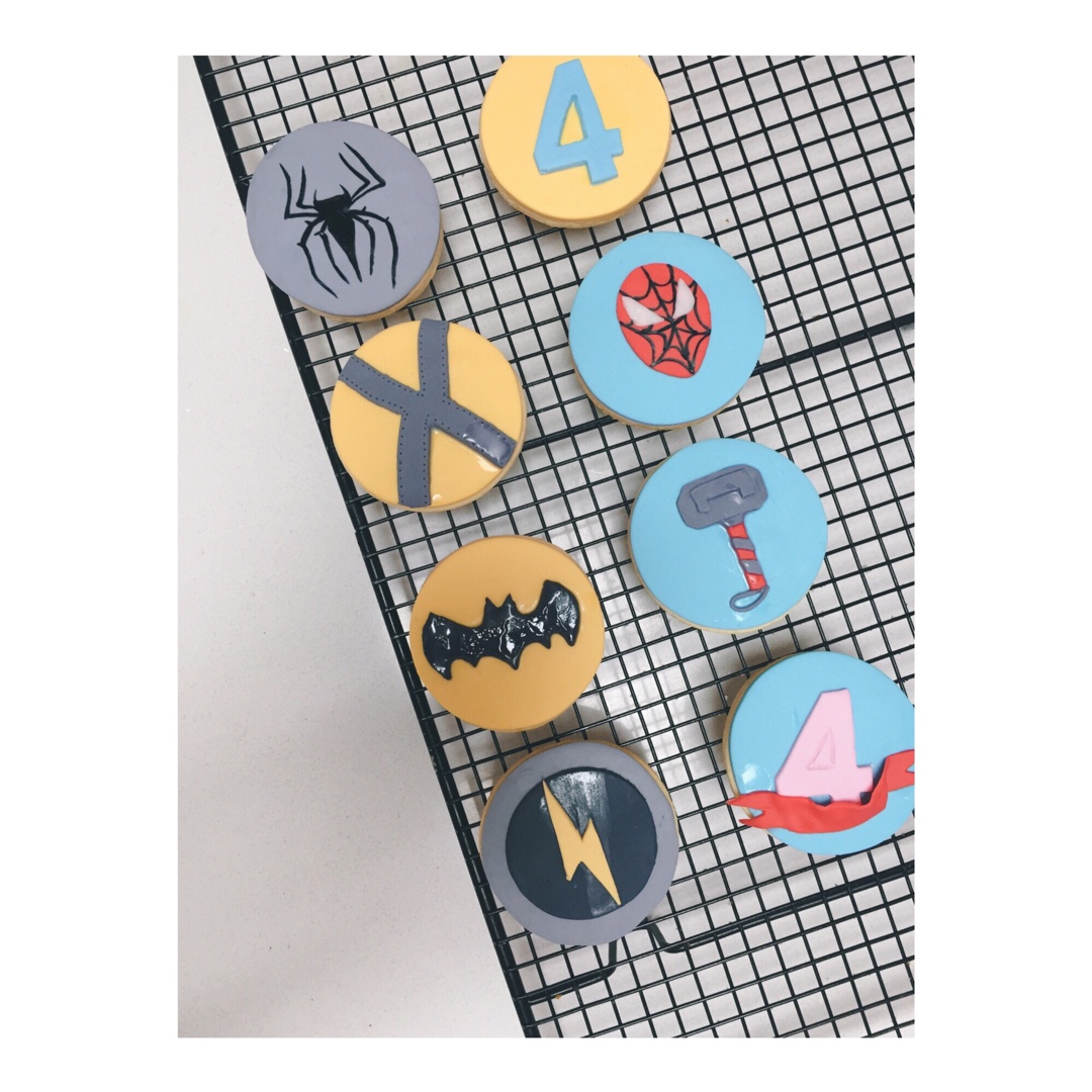 Jy's royalicing cookies