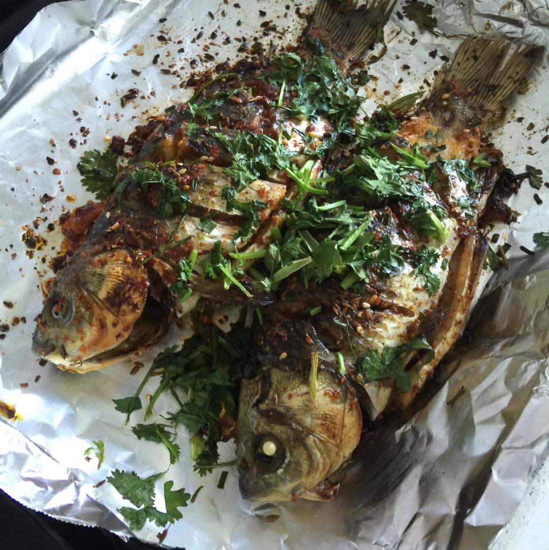 烤箱烤香辣鲫鱼的做法