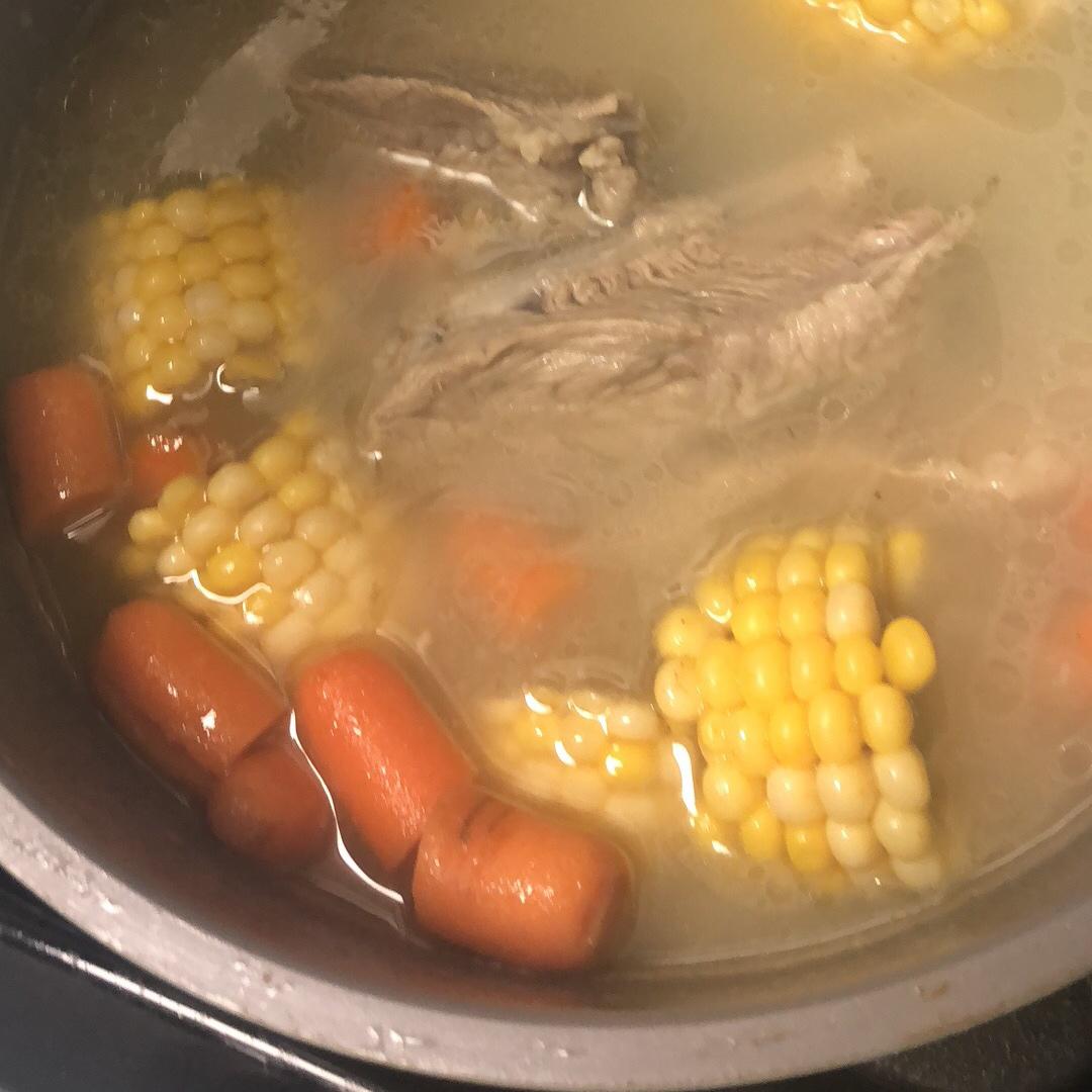 玉米排骨汤