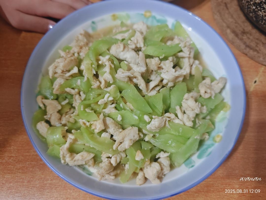 黄瓜鸡丁