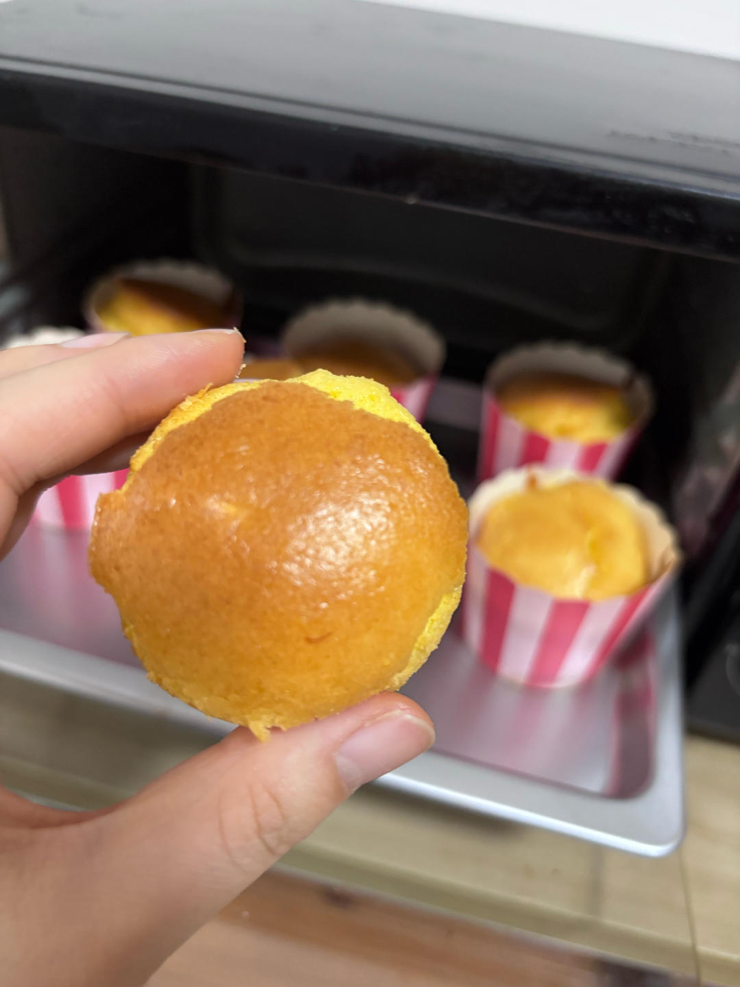 老式鸡蛋糕低油版，出炉脆皮，蛋香浓郁