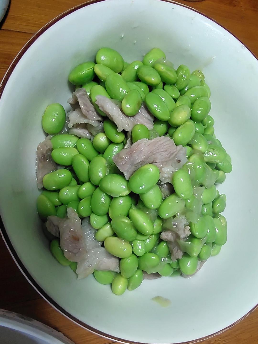 家常小炒—毛豆炒鸡蛋