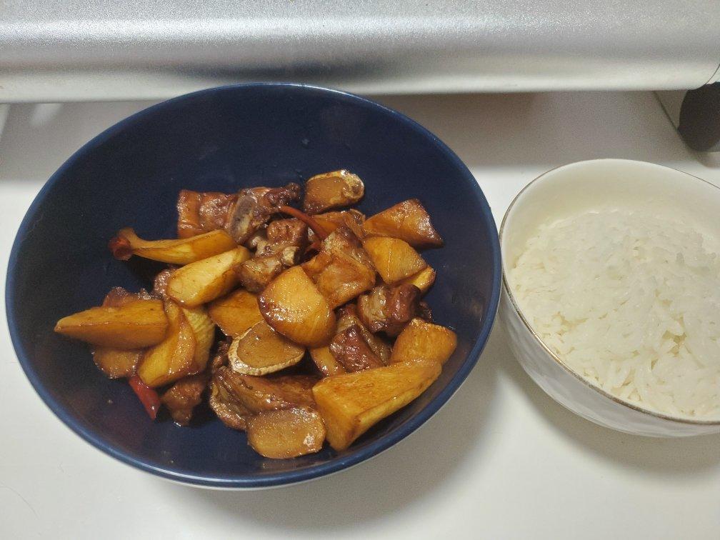 茭白烧排骨