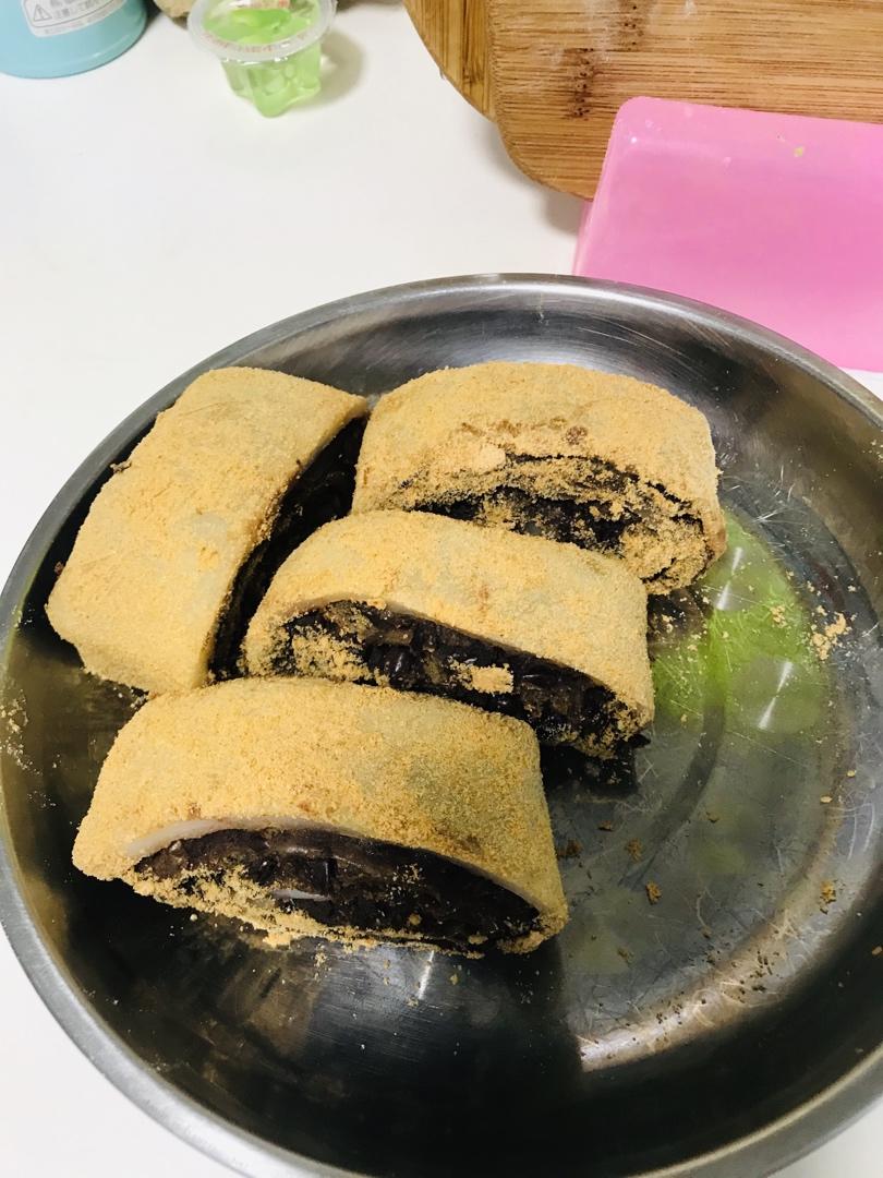 此配方做出的驴打滚无比软糯，放一天还是软的