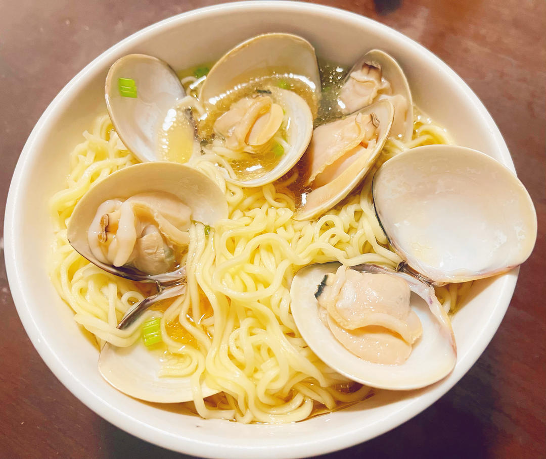 蛤蜊汤面