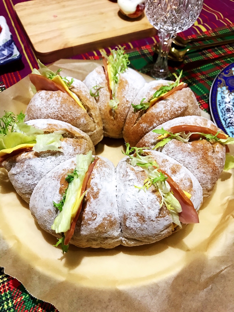 花环汉堡面包~预热圣诞节