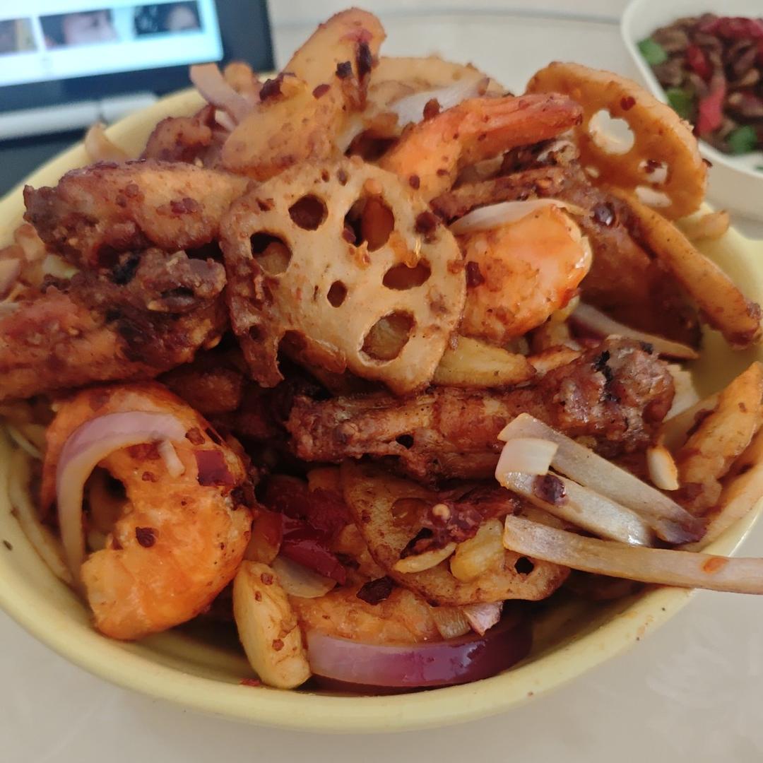 干锅鸡翅香辣虾🍤