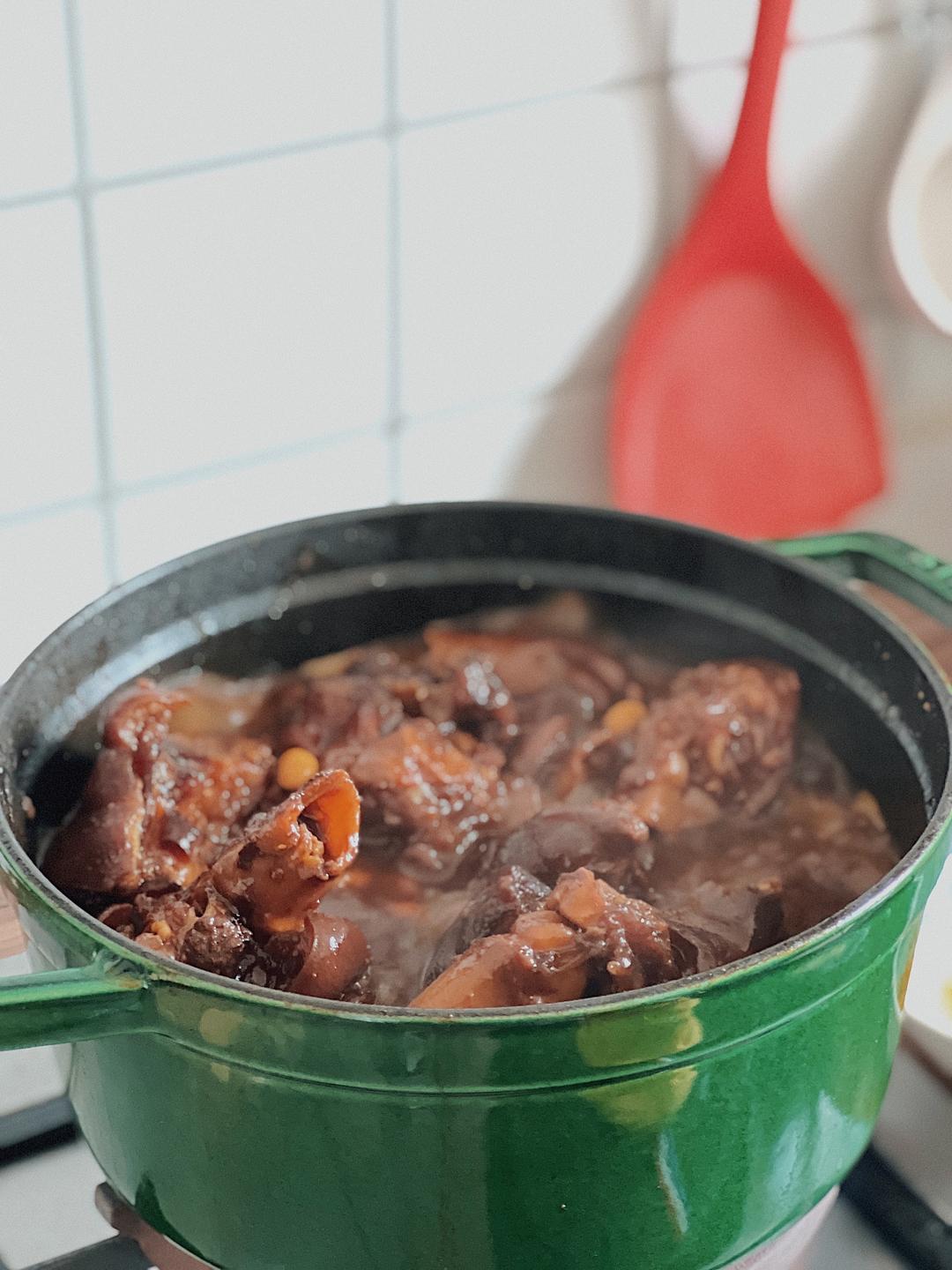 火锅底料猪蹄的做法