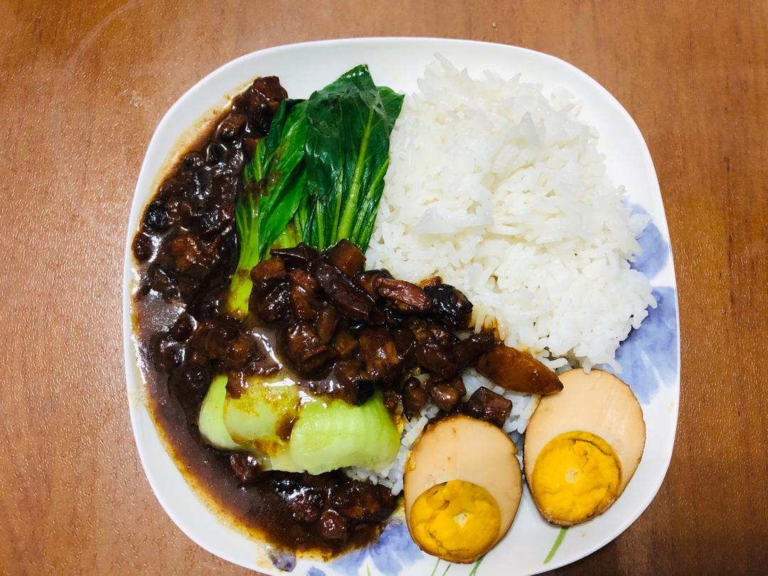 好吃到停不下来的卤肉饭