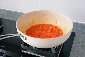 番茄炖鳕鱼的做法 步骤4