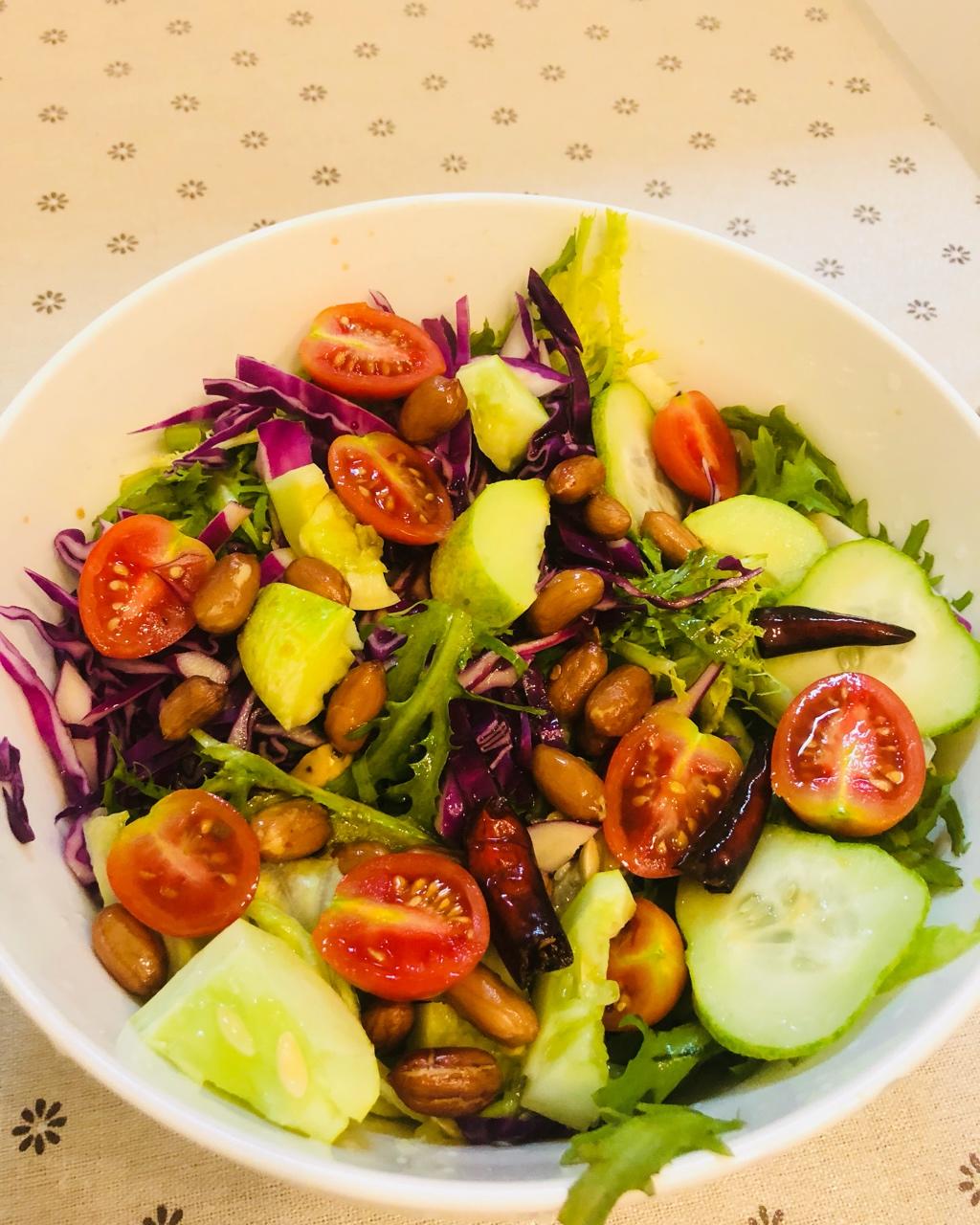 舌尖上的滨湖做的紫甘蓝沙拉